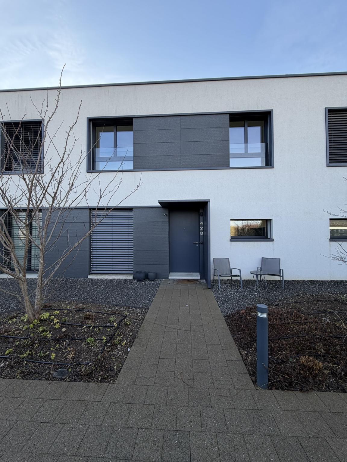 Villa contiguë moderne à Veyrier - 4 chambres à coucher