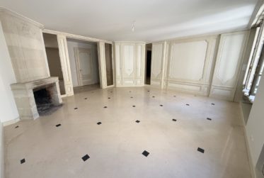 Duplex d’exception à louer – Vieille Ville de Genève