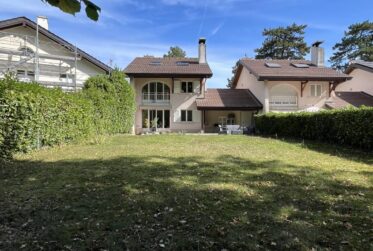 Villa à Versoix au calme